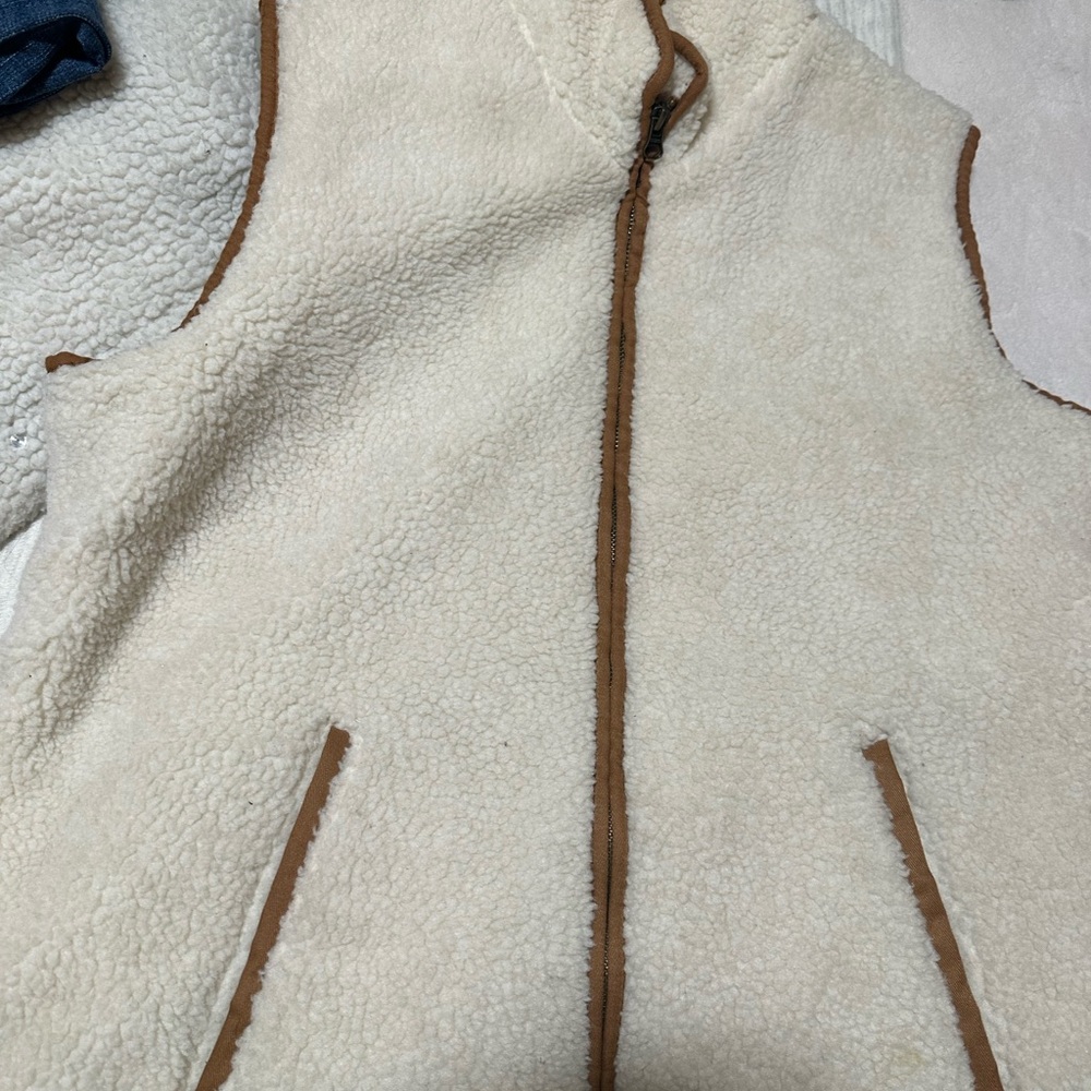 Sherpa vest